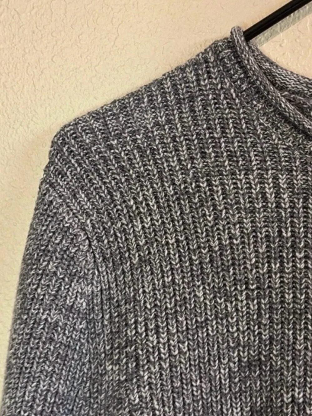 New Mutual Weave Sweater Men’s Gray Crew Neck Casual Preppy Classic Knit Size L